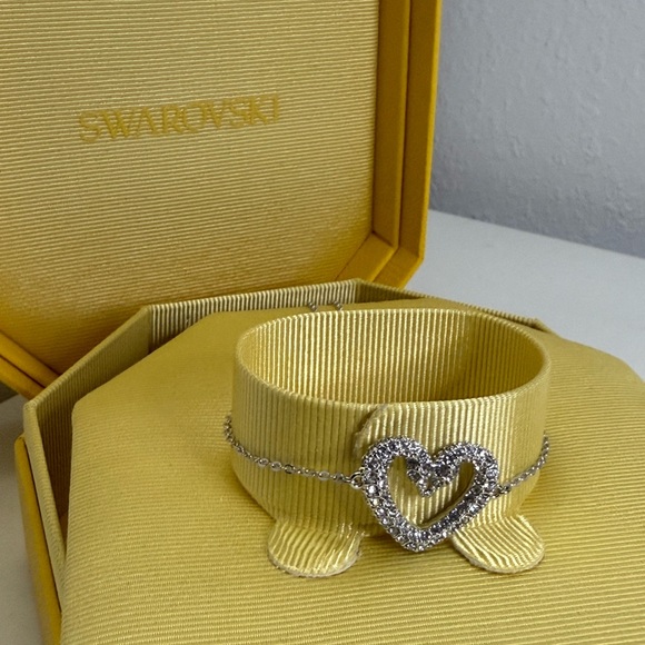 Swarovski Silver Heart Charm Bracelet - Picture 3 of 4